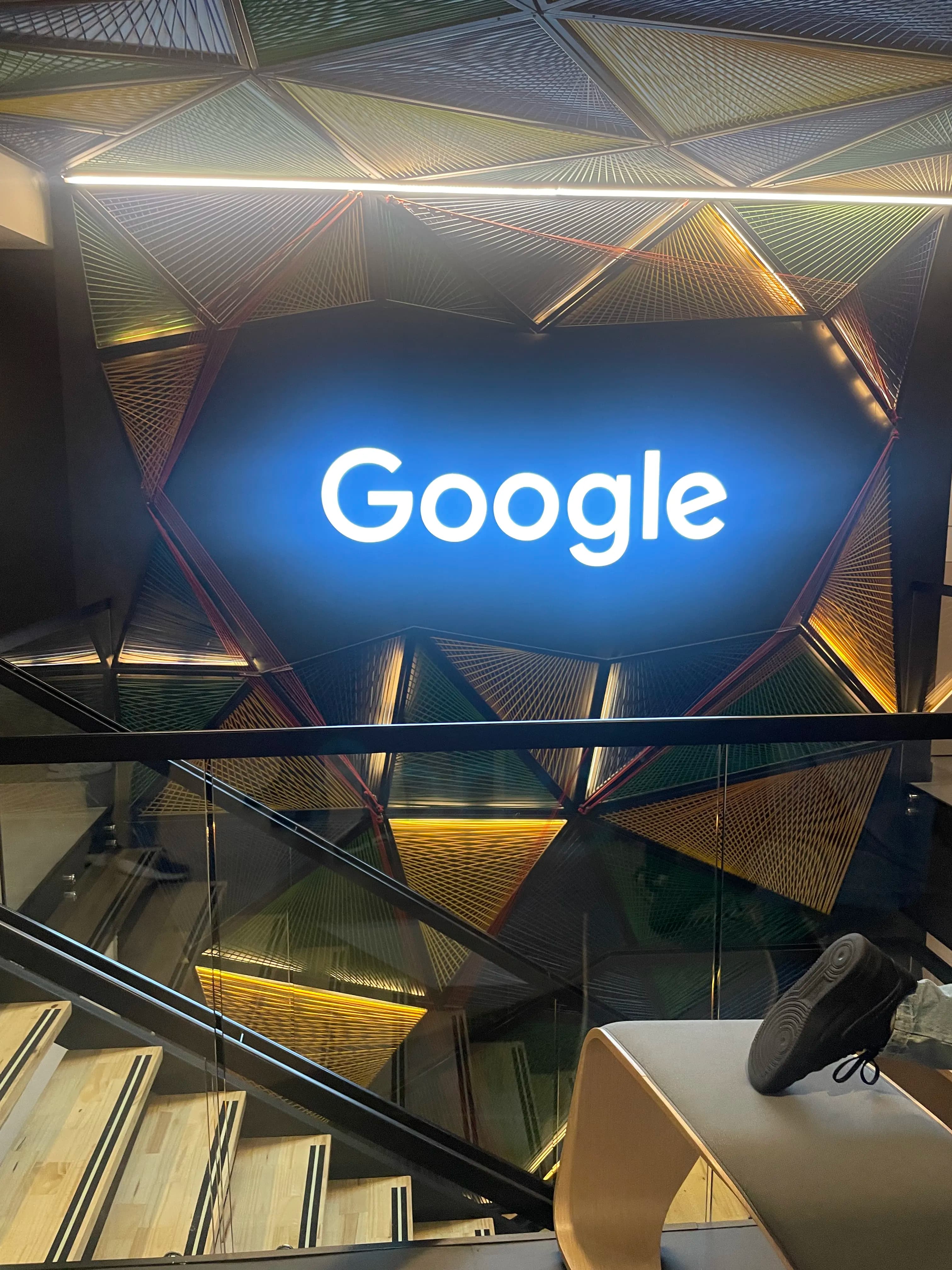 Closing ceremony and demos